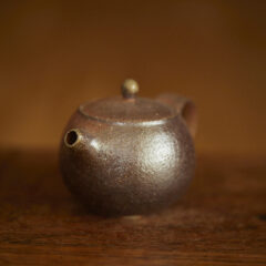 Duchek’s rye teapot #32425