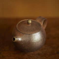 Duchek’s rye teapot #32425