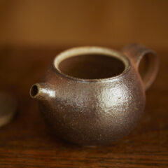 Duchek’s rye teapot #32425