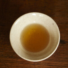 Duchek’s white cup #35625