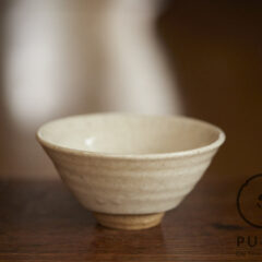 Duchek’s white cup #36425