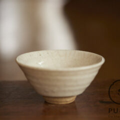 Duchek’s white cup #36425