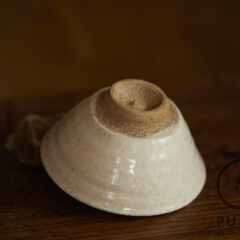 Duchek’s white cup #36425