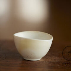 Teo’s porcelain cup #01726