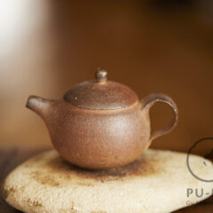 Duchek’s rye teapot #02826