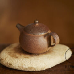 Duchek’s rye teapot #02826