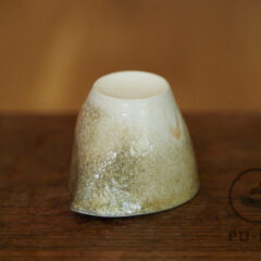 Teo’s porcelain pitcher #06126