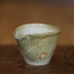 Teo’s porcelain pitcher #06126