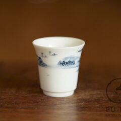 Wen-Chiao Lin’s cup in a box #06226