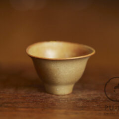 Teo’s porcelain cup #06326